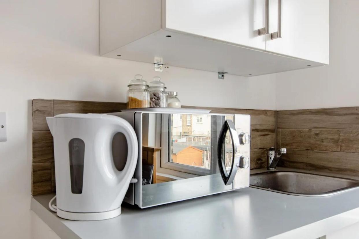 Double Room Edmonton Green, London N9 外观 照片